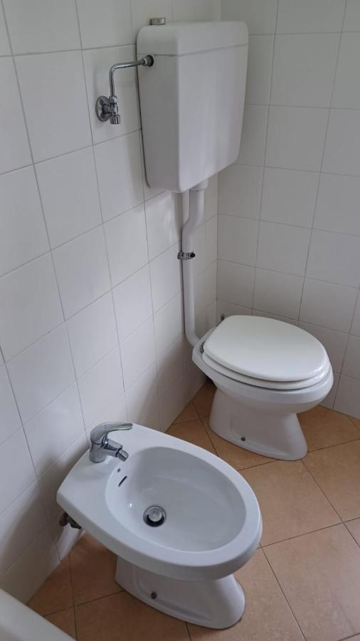 Romiti Apartment Ferrara Bagian luar foto
